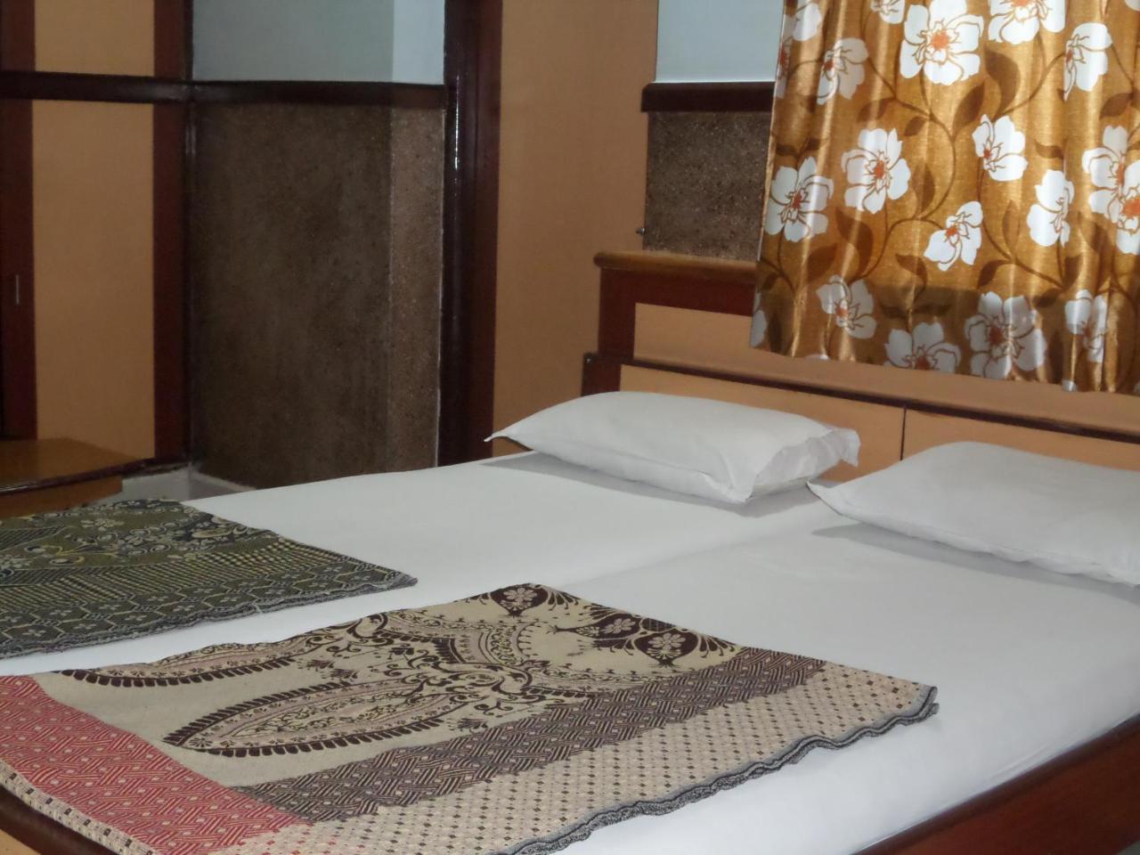 Hotel Padma Nashik Εξωτερικό φωτογραφία
